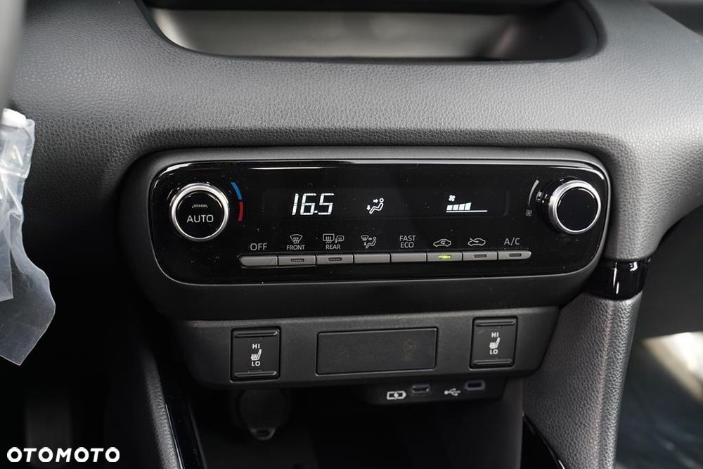 Toyota Yaris - 21