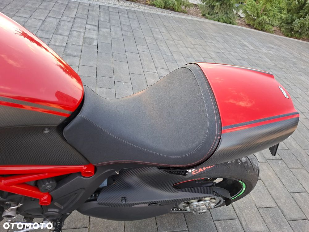 Ducati Diavel - 13