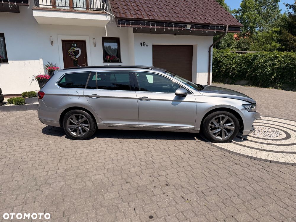 Volkswagen Passat 2.0 TDI SCR DSG Elegance - 4