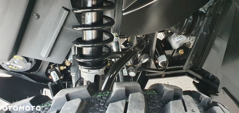 Can-Am Outlander - 9