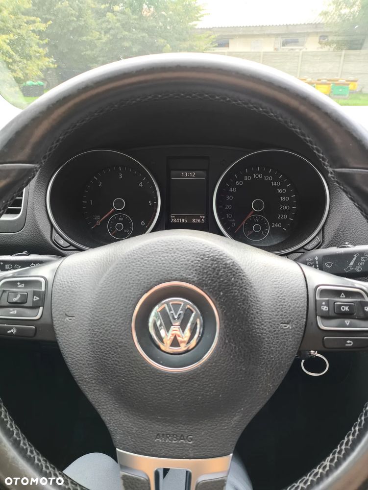 Volkswagen Golf - 9