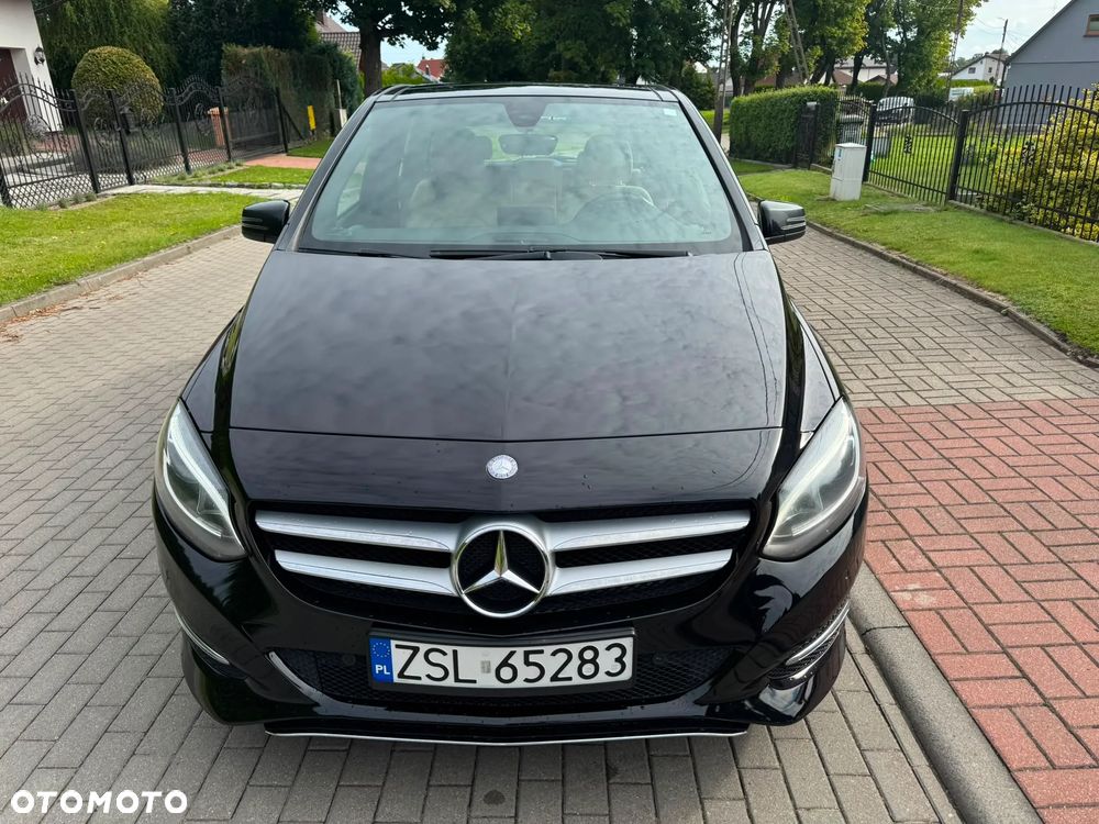 Mercedes-Benz Klasa B 250 4Matic 7G-DCT UrbanStyle Edition - 2