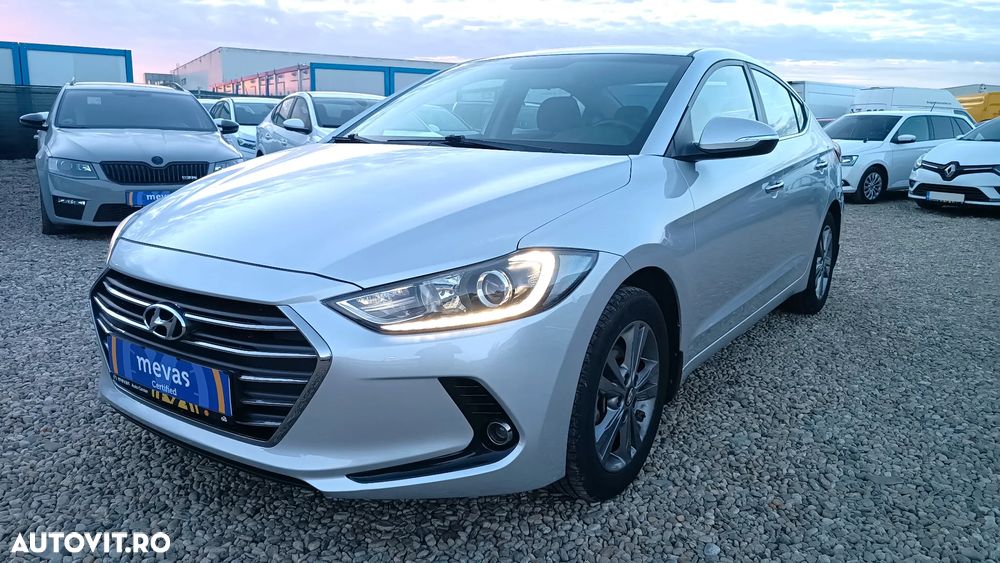 Hyundai Elantra 1.6 MPi Highway - 2