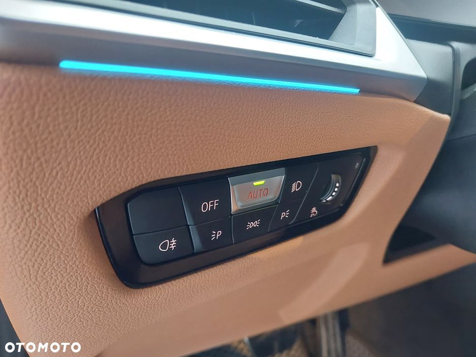 BMW Seria 4 M440i xDrive mHEV sport - 32