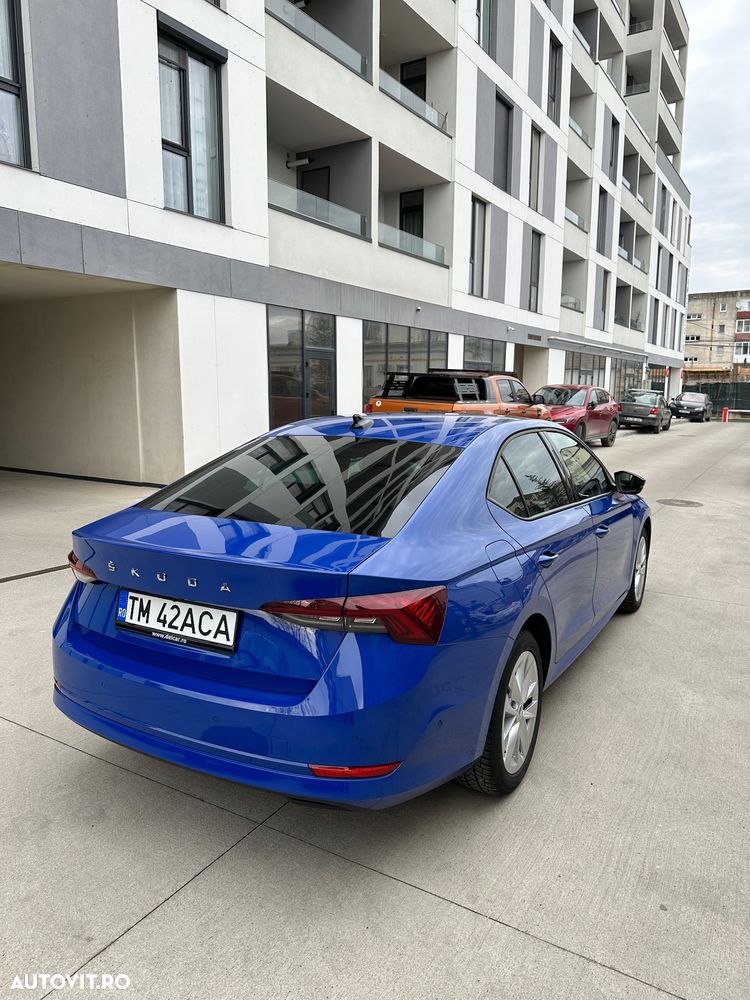 Skoda Octavia 2.0 TDI DSG Style - 6