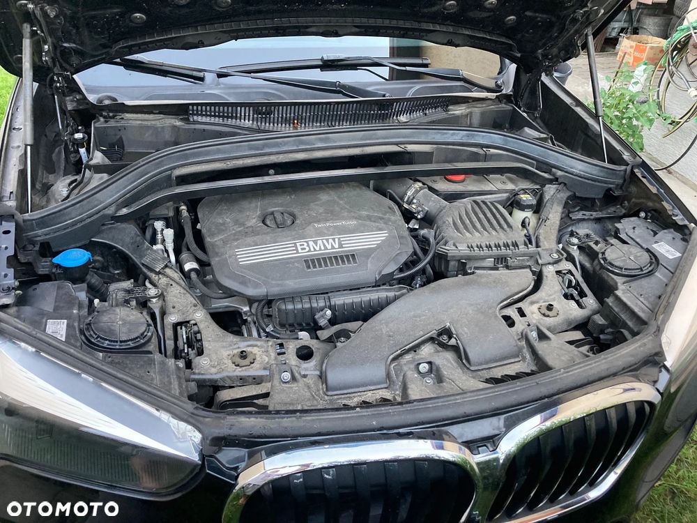 BMW X1 sDrive18i Advantage - 32