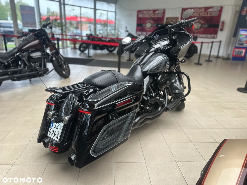 Harley-Davidson Touring Road Glide - 8