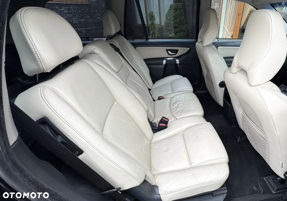 Volvo XC 90 - 38