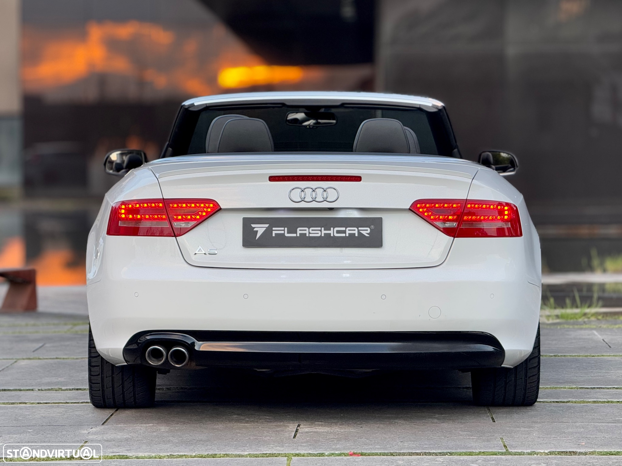 Audi A5 Cabrio 2.0 TDi - 11
