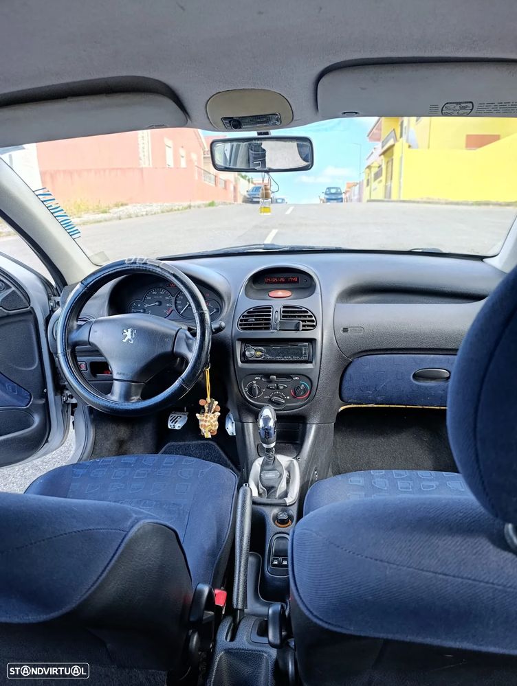 Peugeot 206 - 11