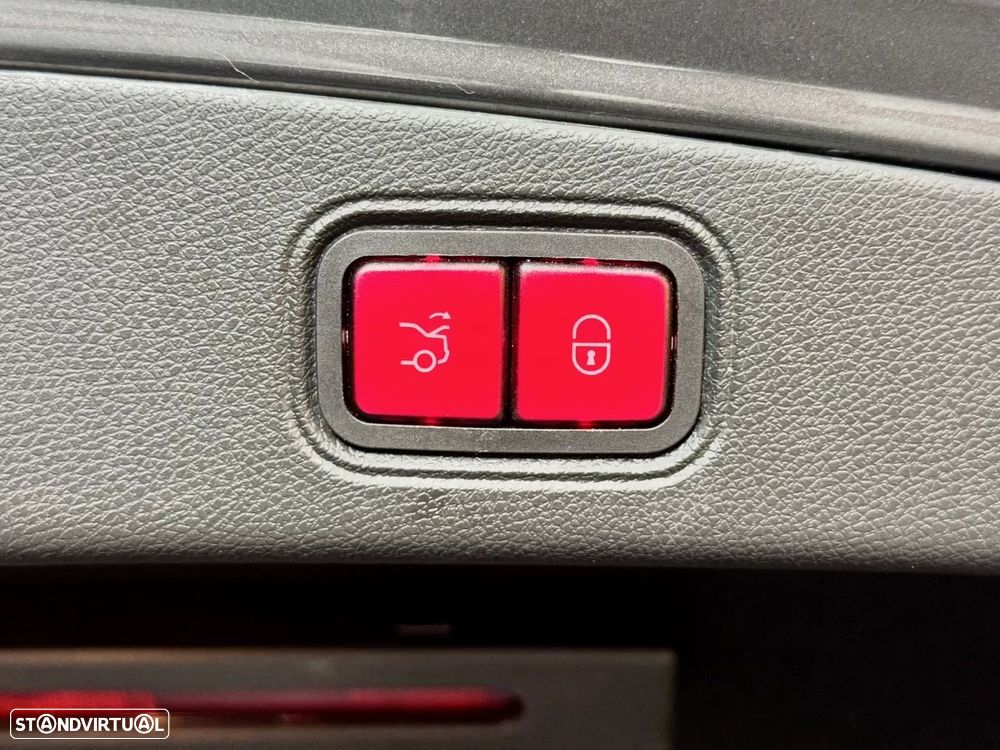 Mercedes-Benz E 220 d AMG Line - 59