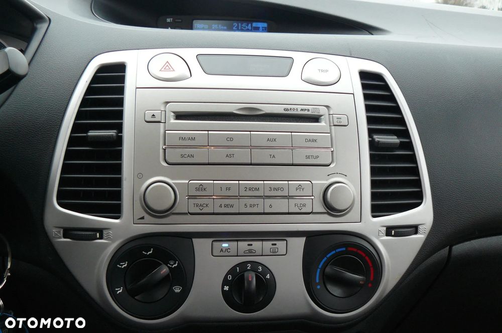 Hyundai i20 - 22