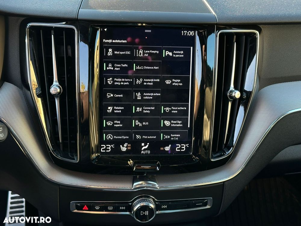 Volvo XC 60 D5 AWD R-Design - 12