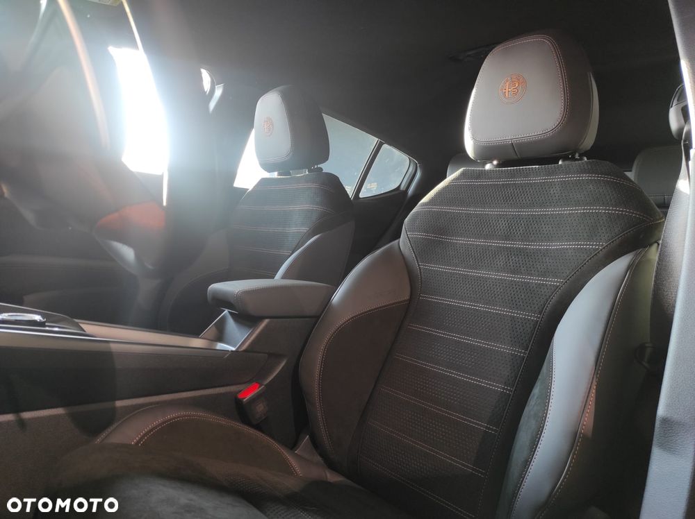 Alfa Romeo Tonale 1.5 T4 GSE mHEV Intensa DCT - 18