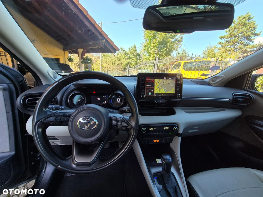 Toyota Yaris - 8