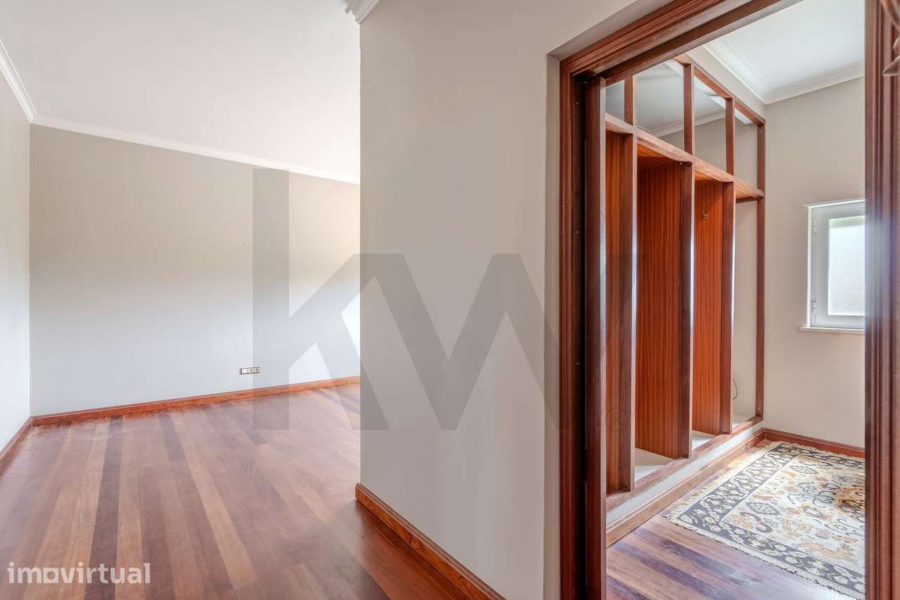 Quinta T2 + 1 Térrea com 1.37 Ha em Palmela – Vista Serra da Arrábida - Grande imagem: 5/35