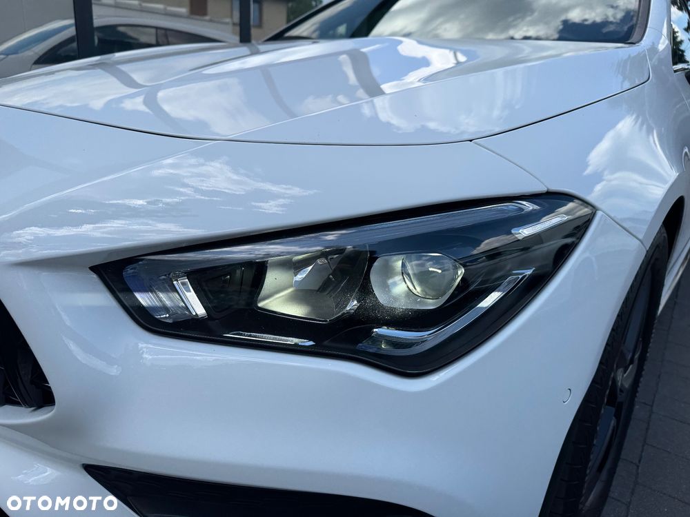 Mercedes-Benz CLA 200 d 4Matic 8G-DCT AMG Line - 3