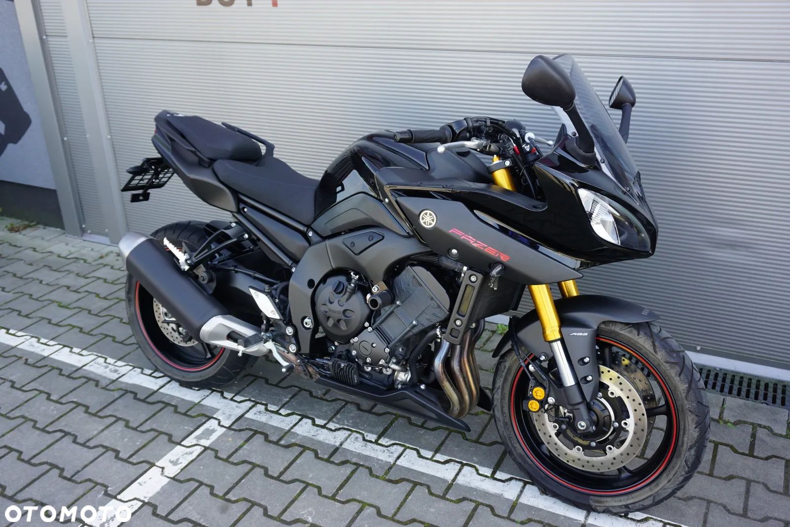 Yamaha FZ8 - 1