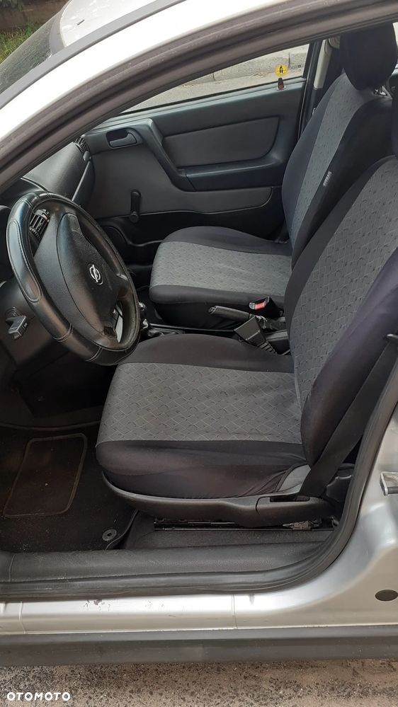 Opel Astra 1.4 Start - 7