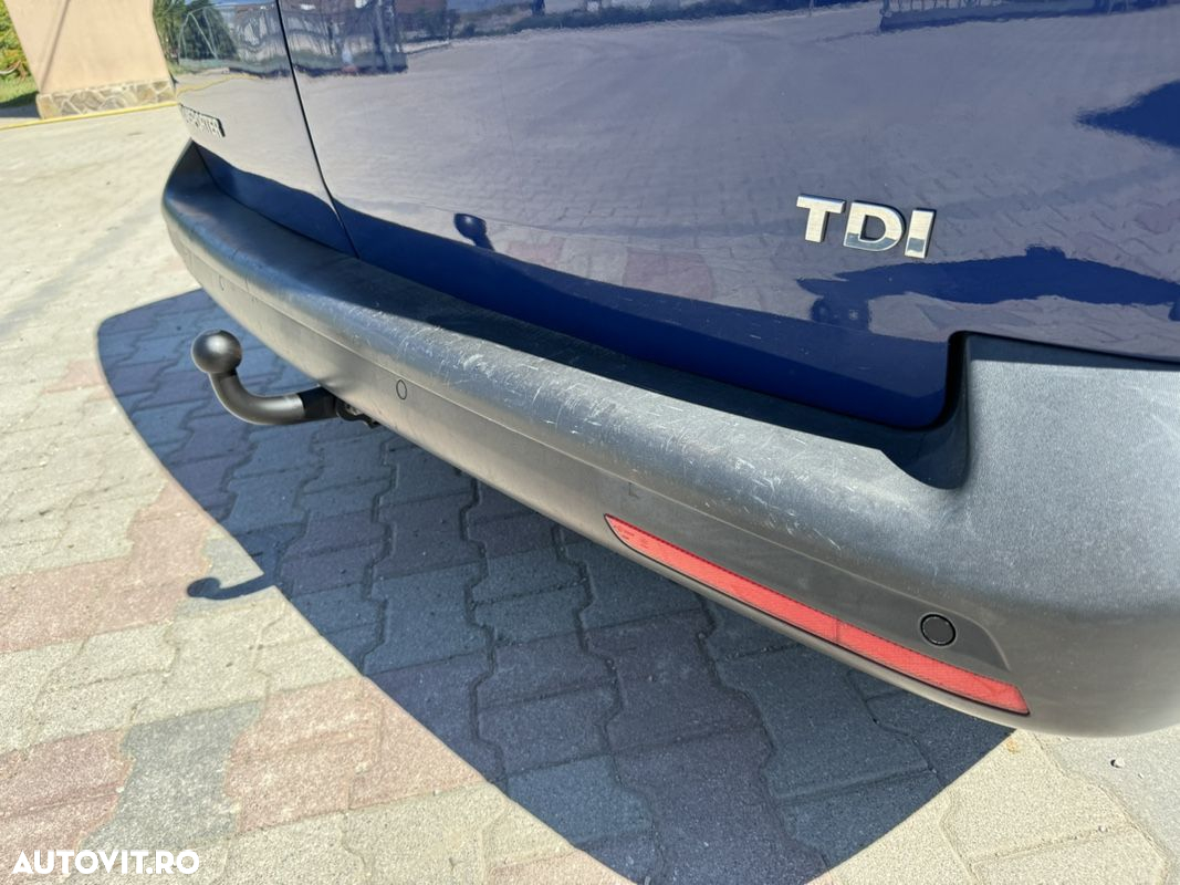 Volkswagen Transporter T5 - 23