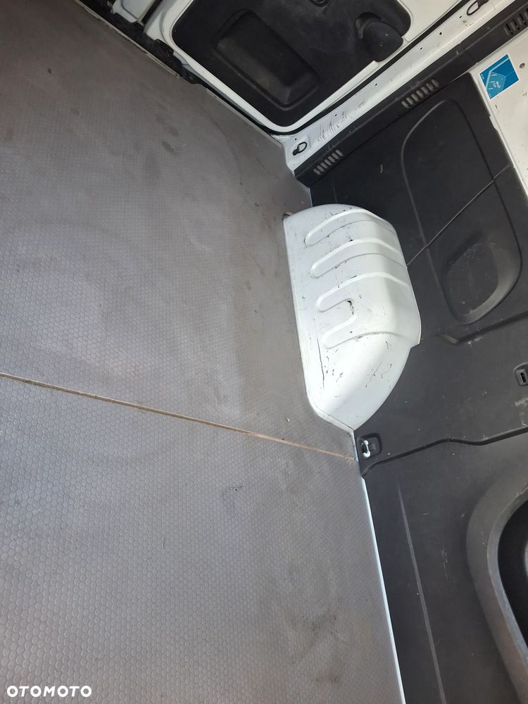 Renault trafic - 9