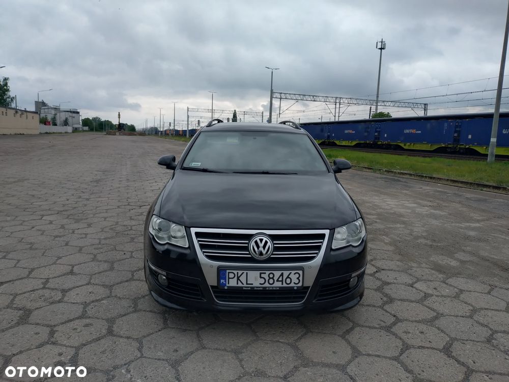 Volkswagen Passat 2.0 TDI Comfortline R-Style - 4