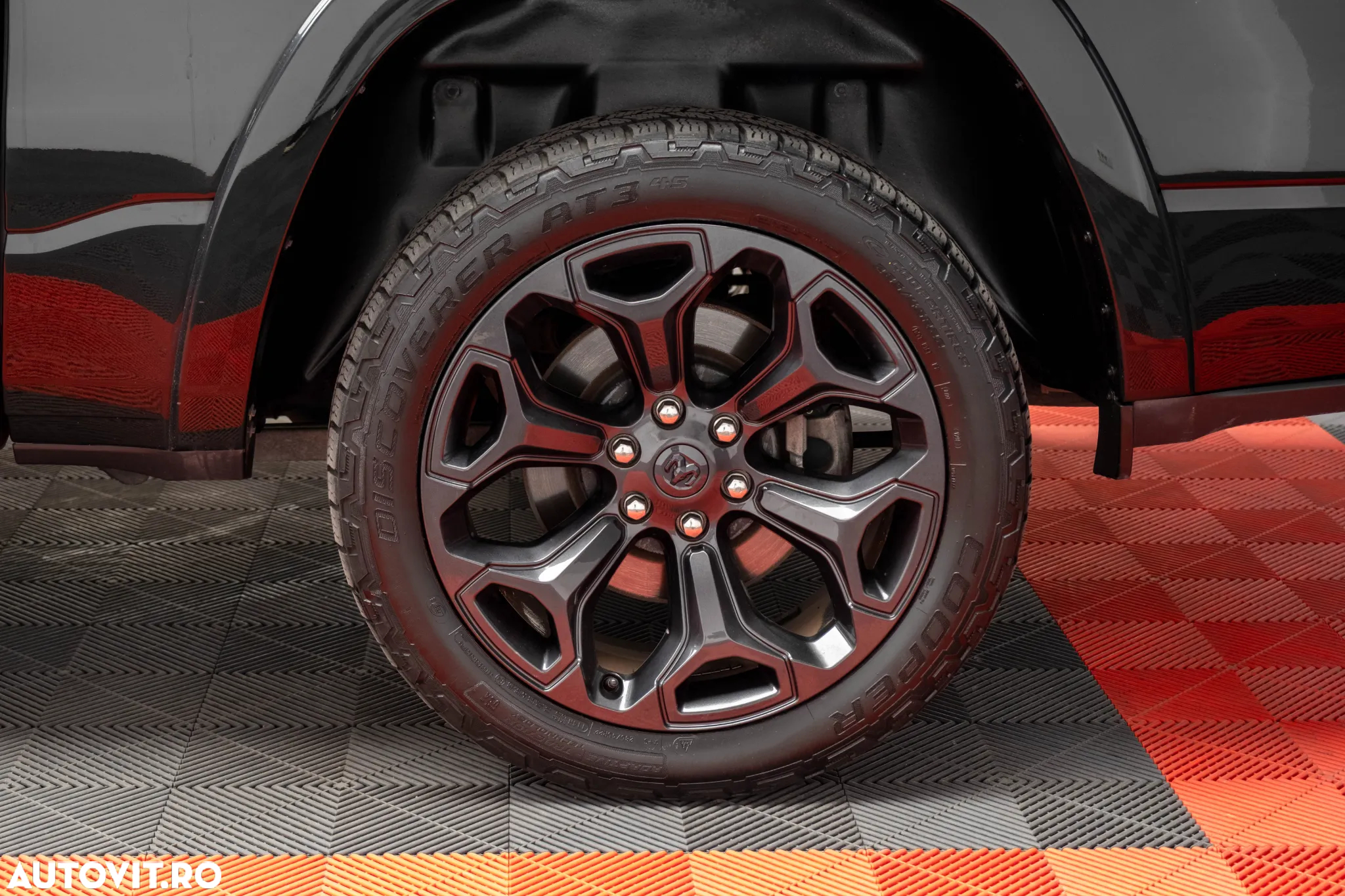 Dodge RAM - 7