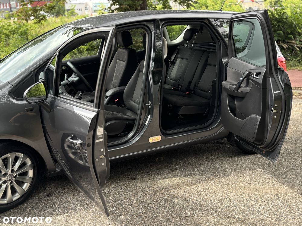 Opel Meriva - 8