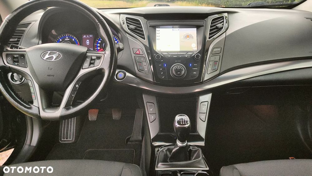 Hyundai i40 Kombi blue 1.7 CRDi Premium - 26
