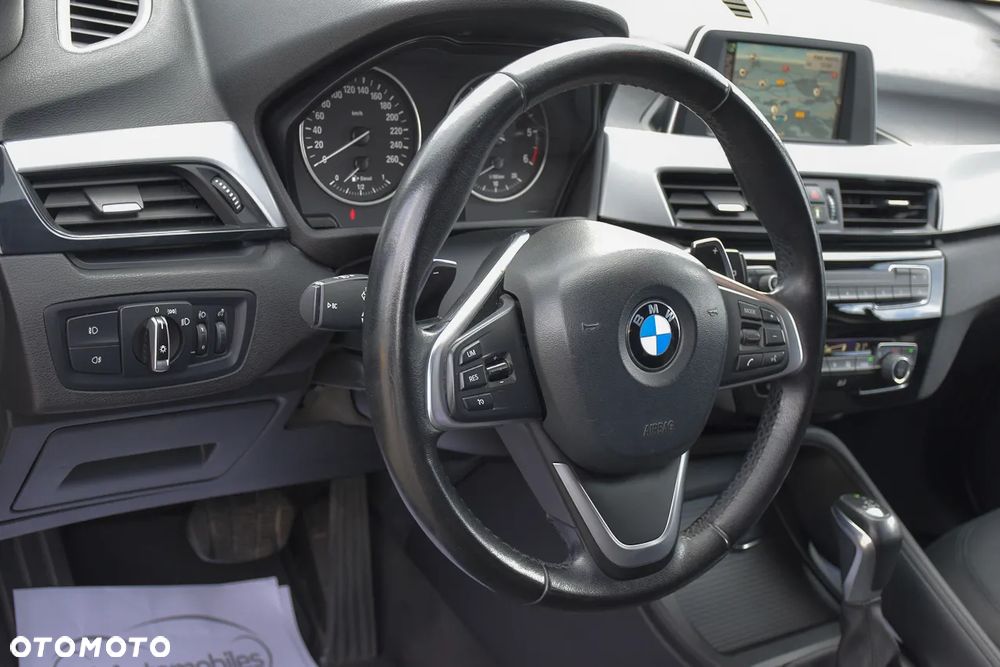 BMW X1 sDrive18d Sport - 24