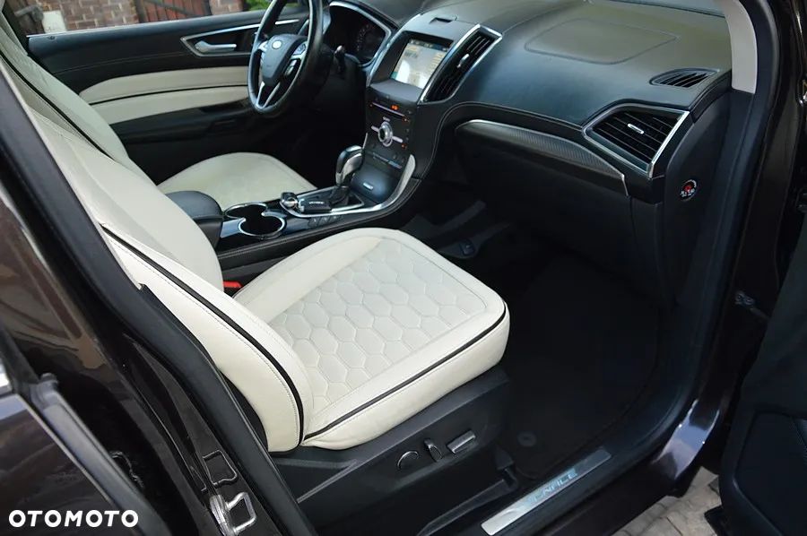 Ford Edge 2.0 TDCi Bi-Turbo 4x4 Vignale - 24