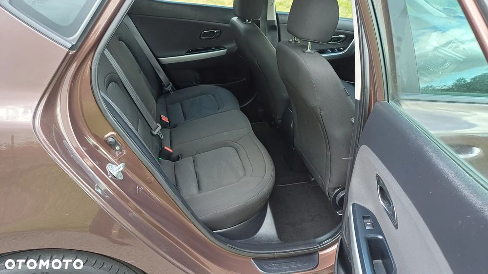 Kia Ceed - 6