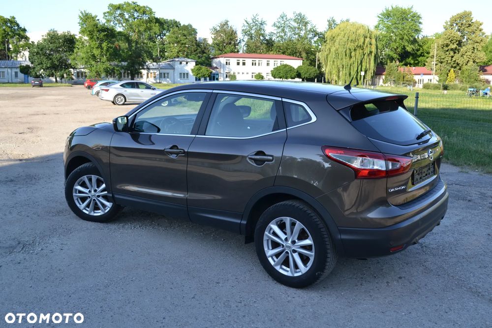 Nissan Qashqai 1.2 DIG-T Tekna EU6 - 3
