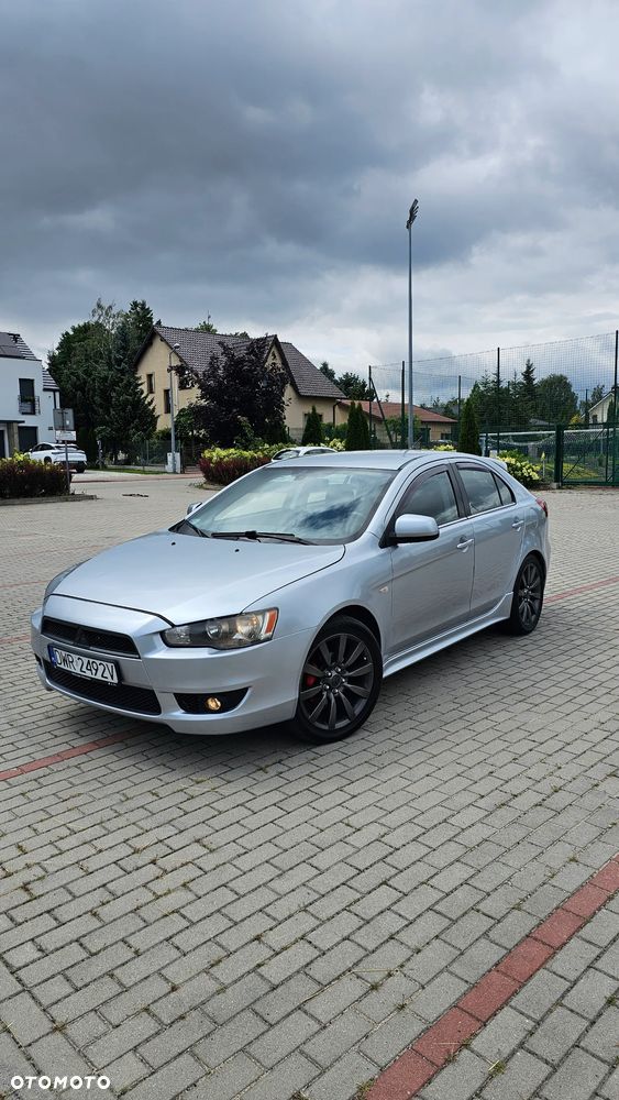 Mitsubishi Lancer 2.0 DID Instyle - 2