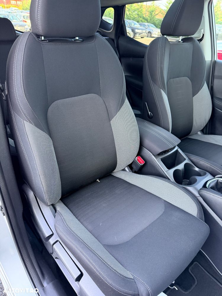 Nissan Qashqai 1.2 DIG-T Start/Stop N-Connecta - 10