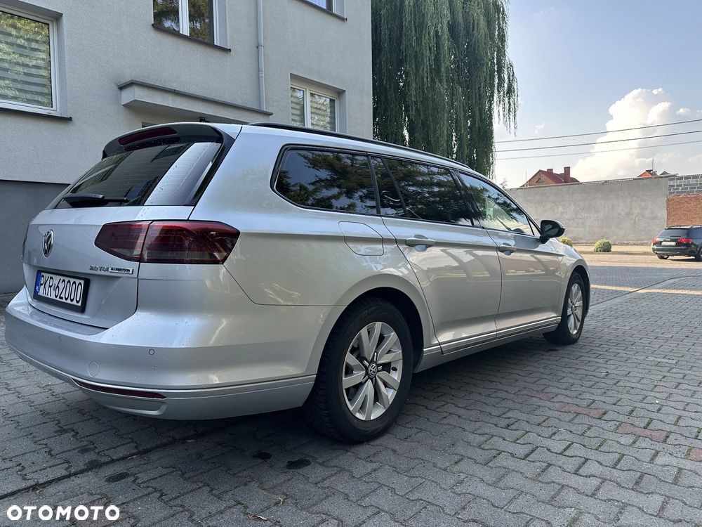 Volkswagen Passat 2.0 TDI (BlueMotion Technology) Comfortline - 5