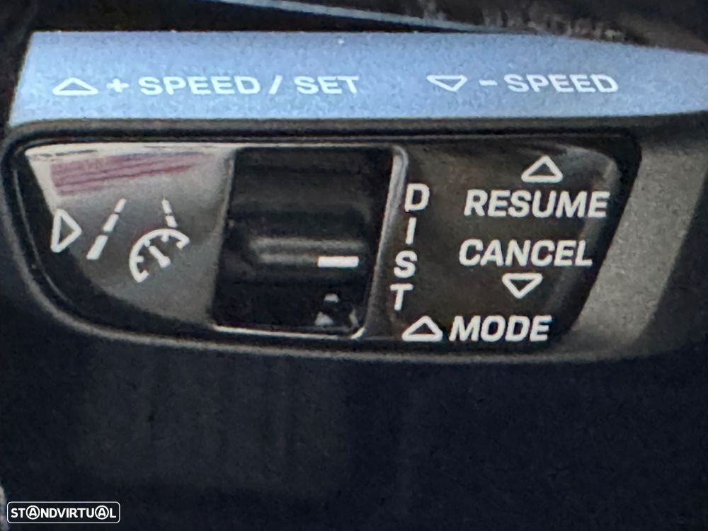 Porsche Taycan Turbo - 26