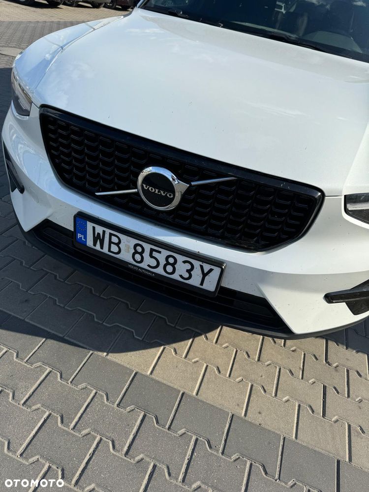 Volvo XC 40 B4 Plus Dark - 7