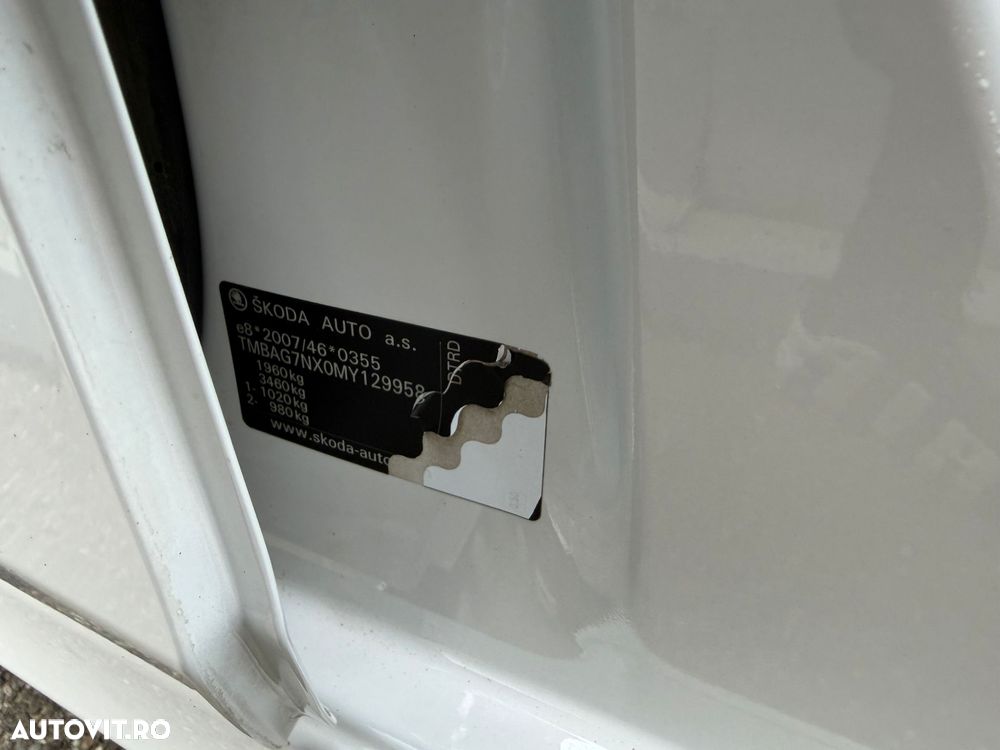 Skoda Octavia 2.0 TDI Ambition - 10