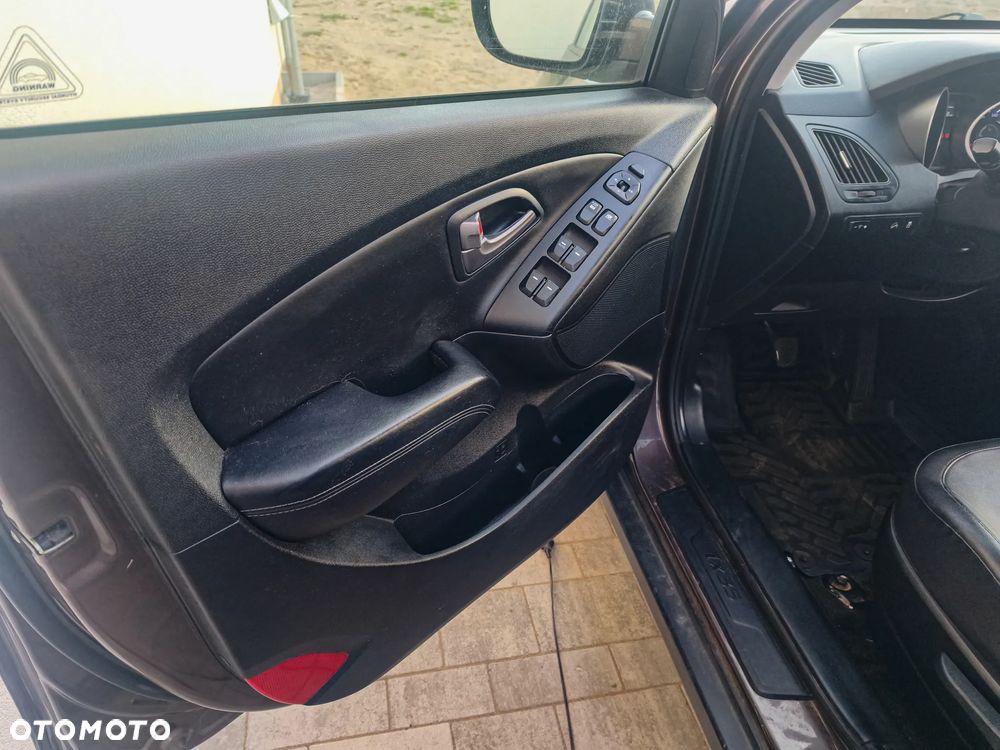 Hyundai ix35 1.7 CRDi 2WD Fifa World Cup Edition - 11