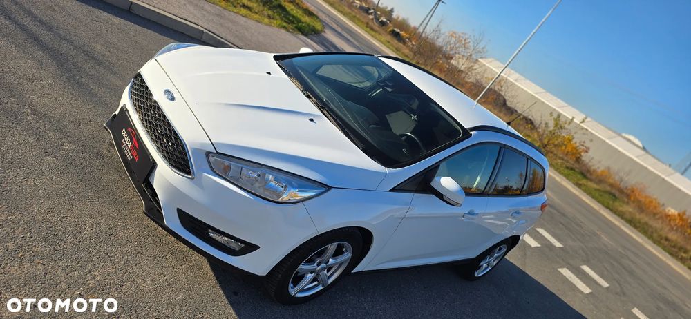 Ford Focus 1.5 TDCi DPF Start-Stopp-System Titanium - 11