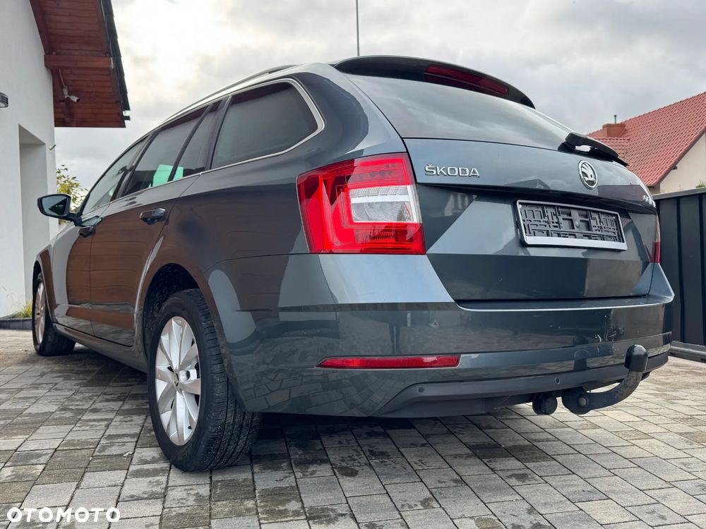 Skoda Octavia 1.6 TDI Ambition - 8