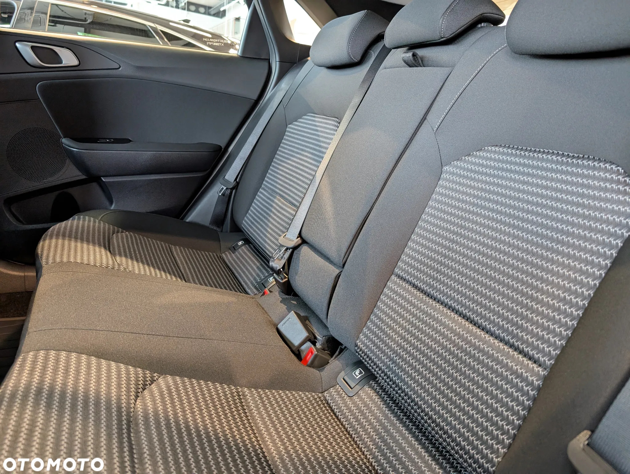 Kia Ceed 1.5 T-GDI M - 17
