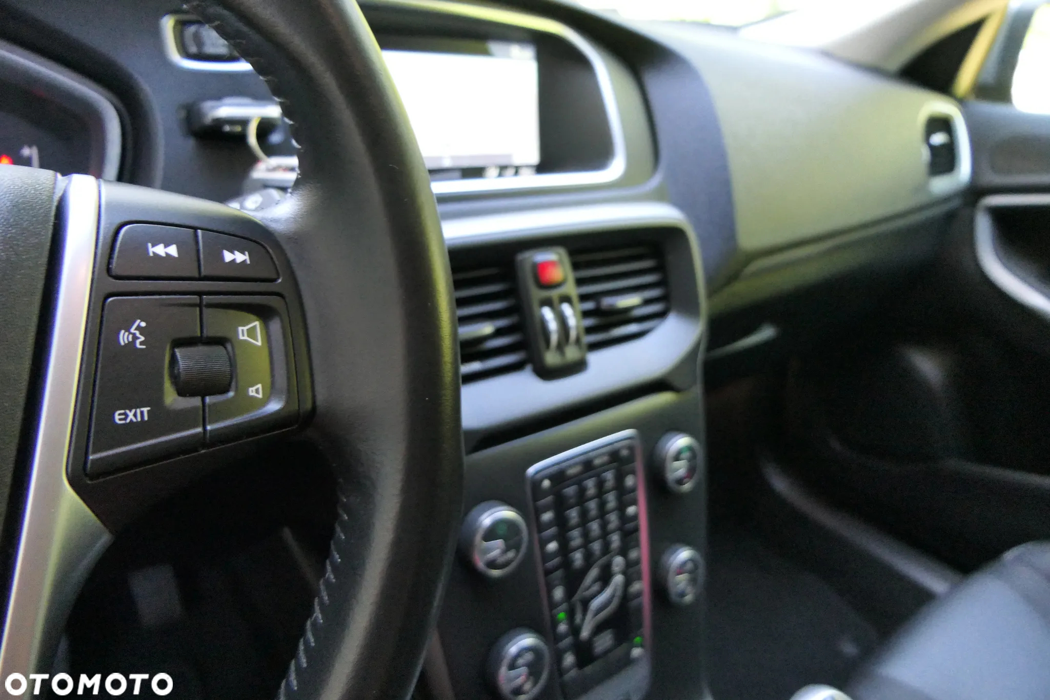 Volvo V40 D2 Drive-E Inscription - 16