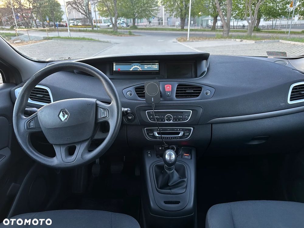 Renault Scenic 1.5 dCi Emotion - 16