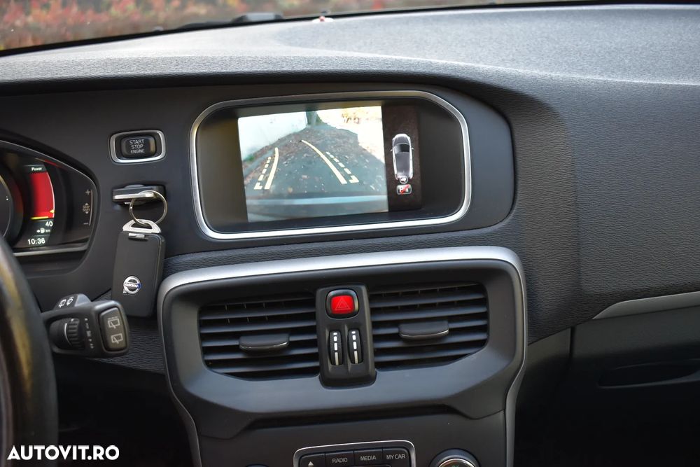Volvo V40 D2 - 7