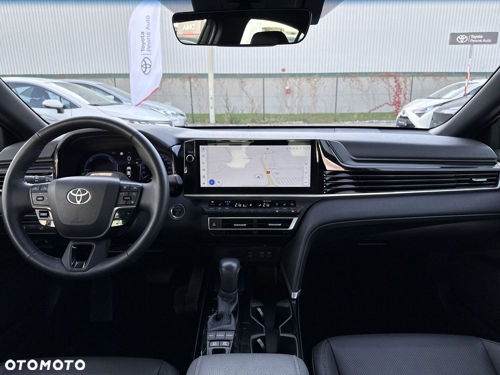 Toyota Camry - 9