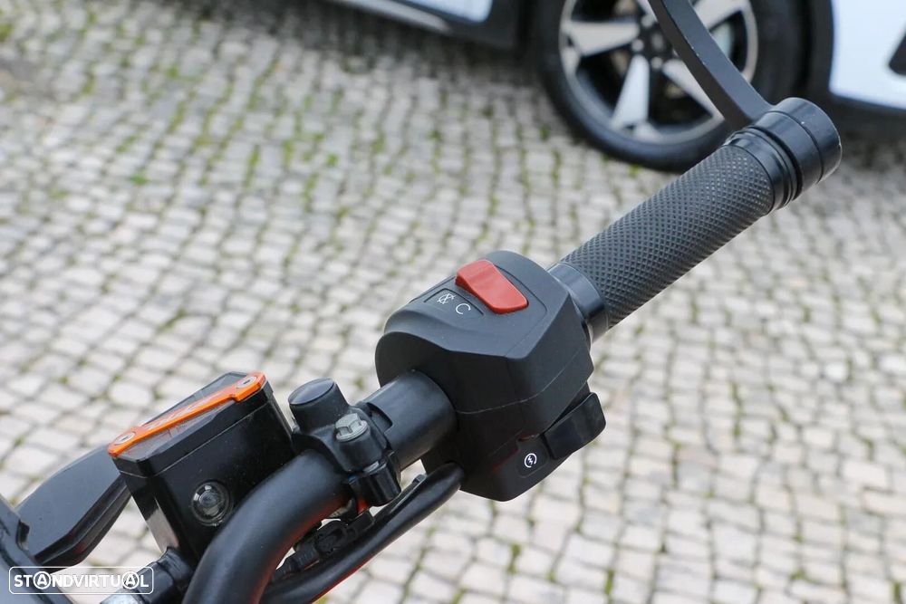 KTM Duke - 16