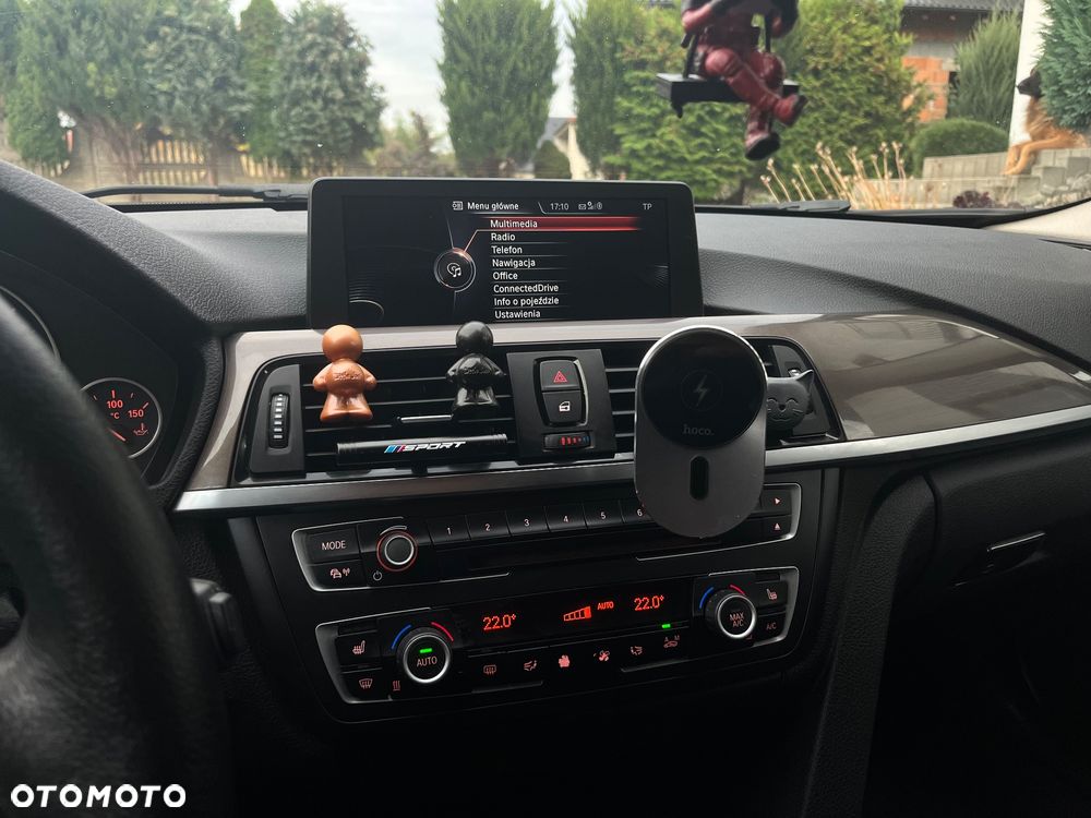 BMW Seria 3 320d Touring xDrive Modern Line - 16