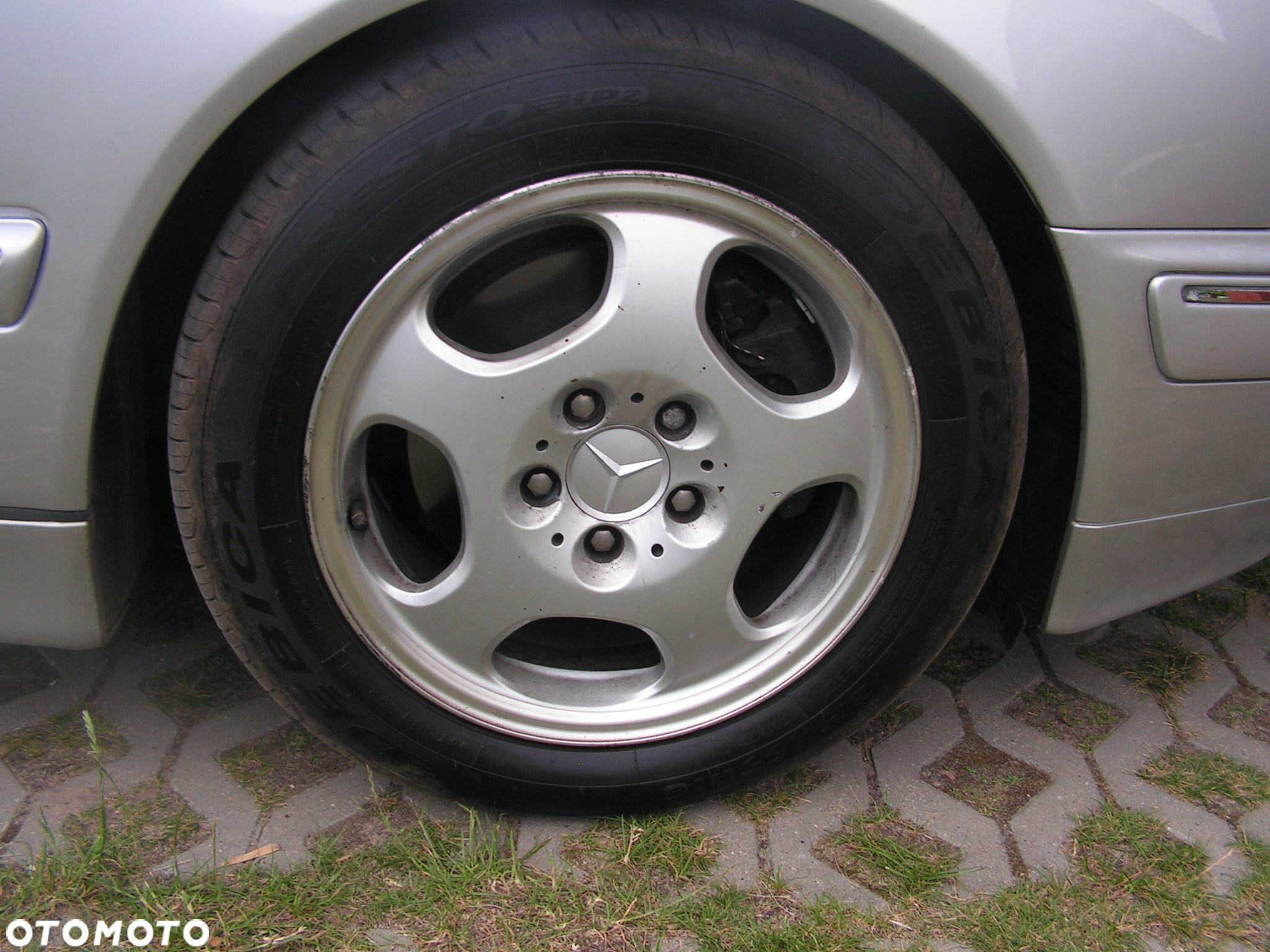 Mercedes-Benz Klasa E - 25